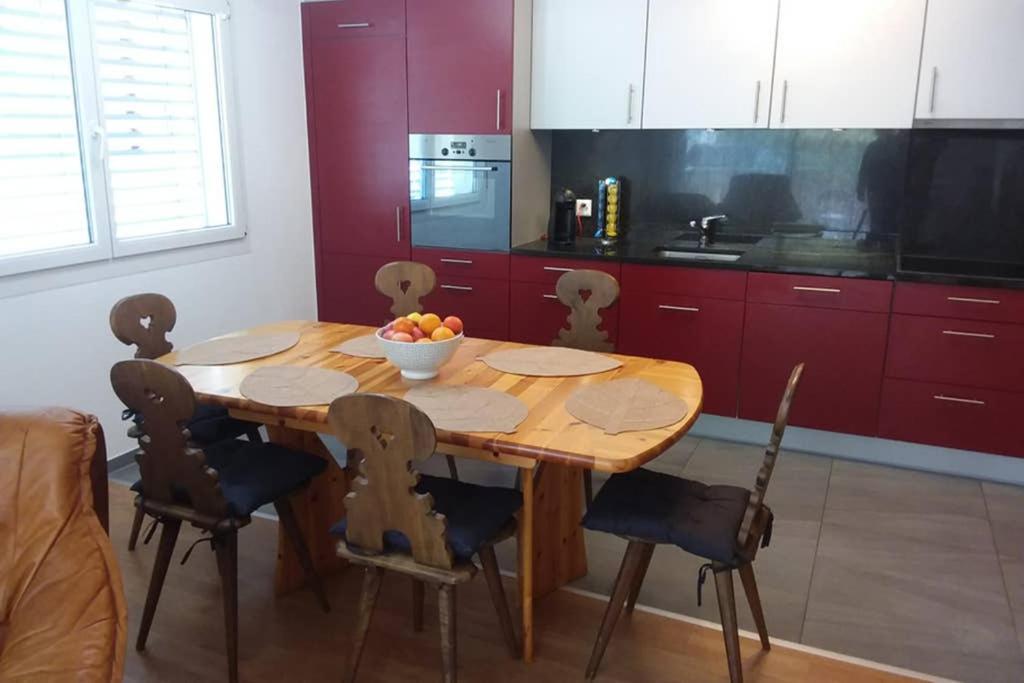 Ferienwohnung "Andre Und Mariana" In Taesch, Wallis, Schweiz Kültér fotó