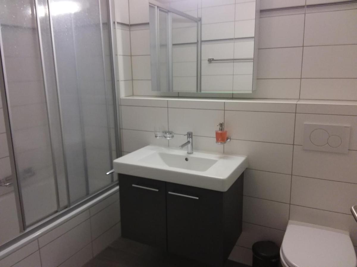 Ferienwohnung "Andre Und Mariana" In Taesch, Wallis, Schweiz Kültér fotó